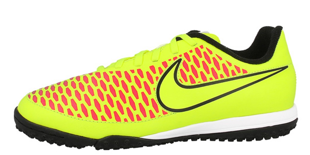multinockenschuhe nike